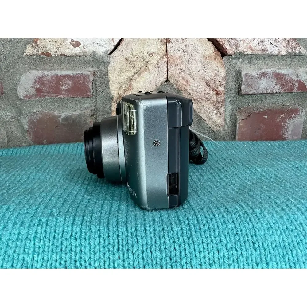Minolta Freedom zoom 140 Panorama Date 35mm camera